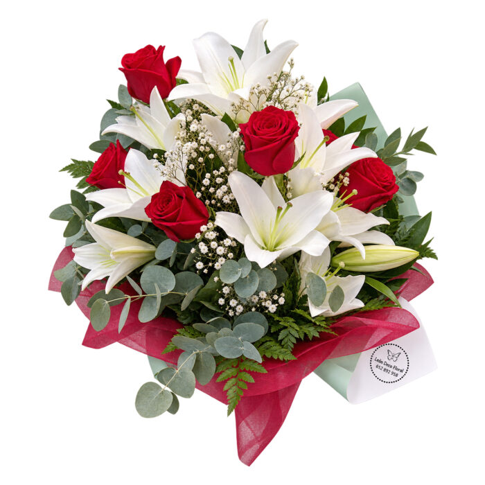 RAMO CON ROSAS Y LILIUM BLANCOS